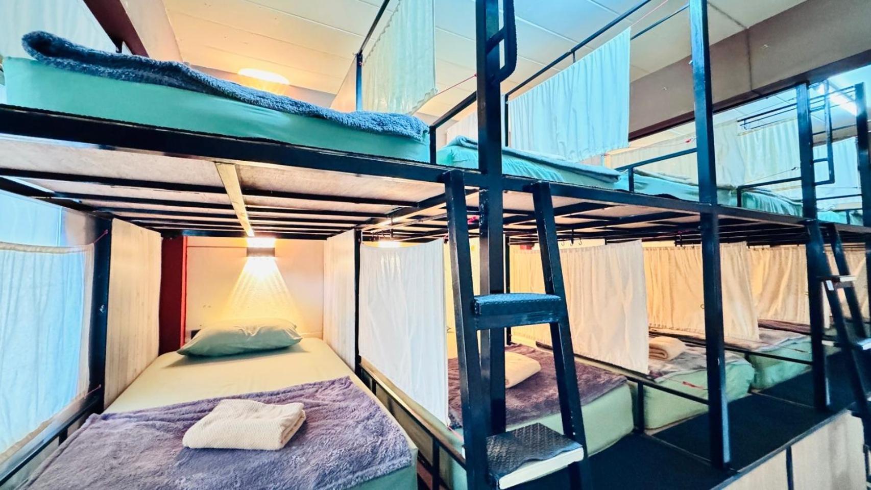 Stay At Moon Hostel هاد رين المظهر الخارجي الصورة